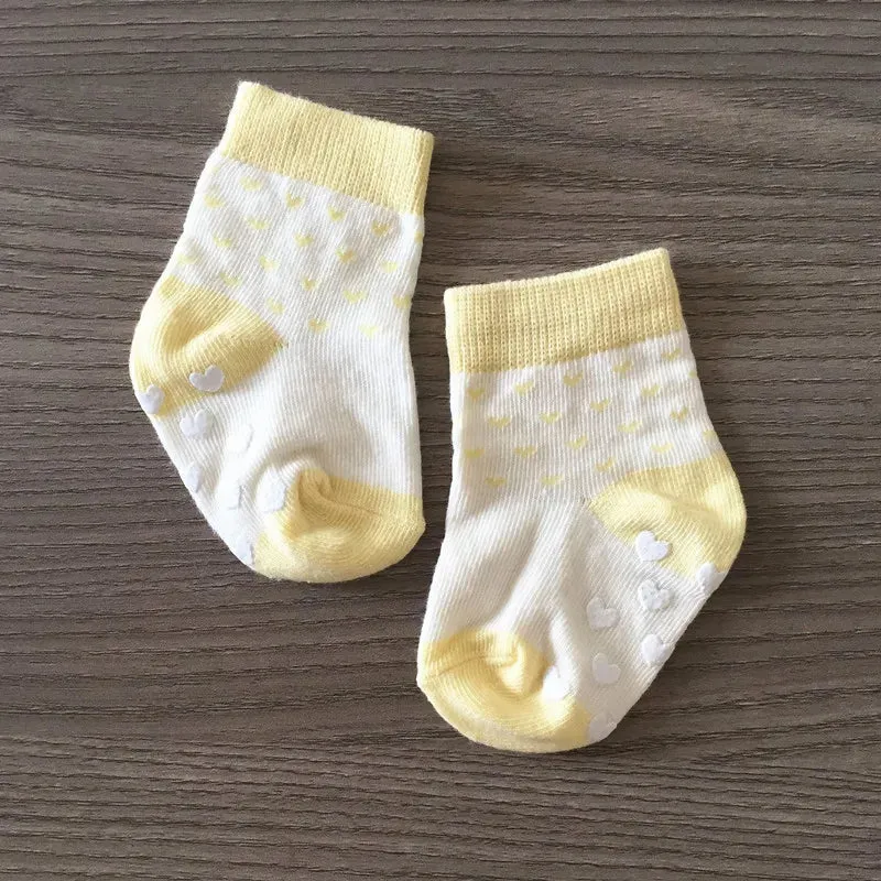Baby Girl Socks Girl Floor Socks Anti Ship Stripes Heart Floral Socks Shoes Kids Casual meias Cotton Pink Newborn Footwear Brand