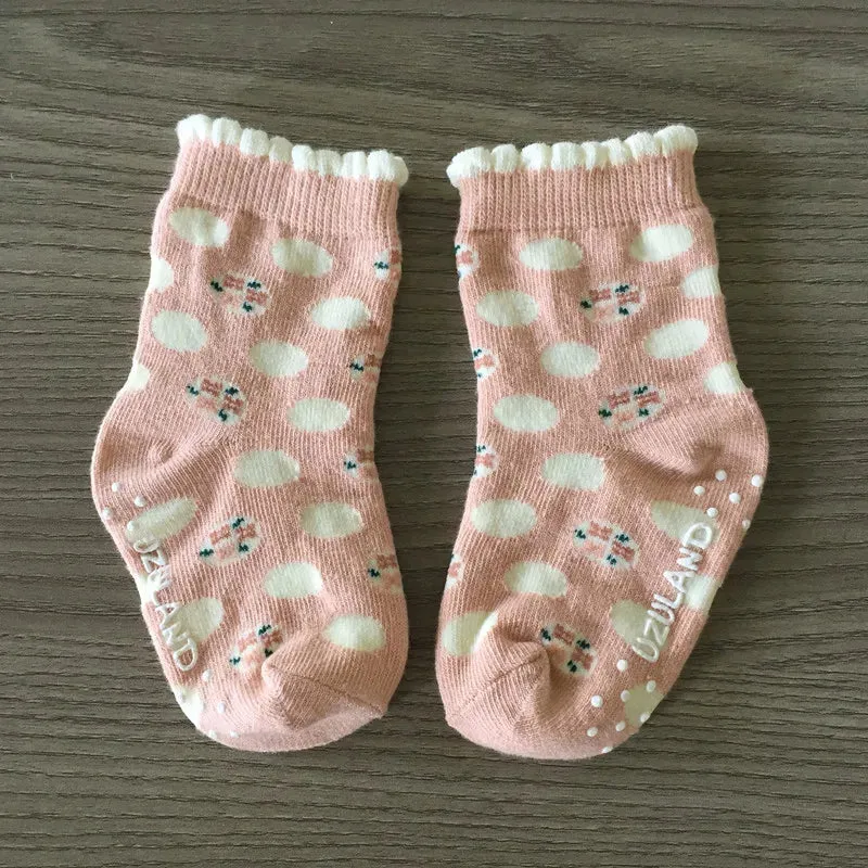 Baby Girl Socks Girl Floor Socks Anti Ship Stripes Heart Floral Socks Shoes Kids Casual meias Cotton Pink Newborn Footwear Brand