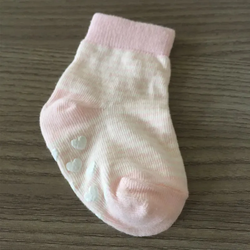 Baby Girl Socks Girl Floor Socks Anti Ship Stripes Heart Floral Socks Shoes Kids Casual meias Cotton Pink Newborn Footwear Brand