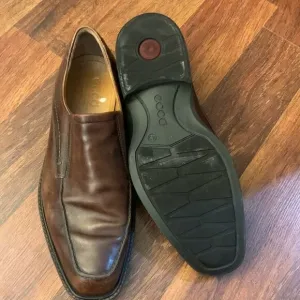 Ecco Shoes