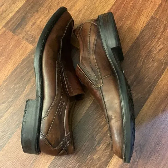 Ecco Shoes