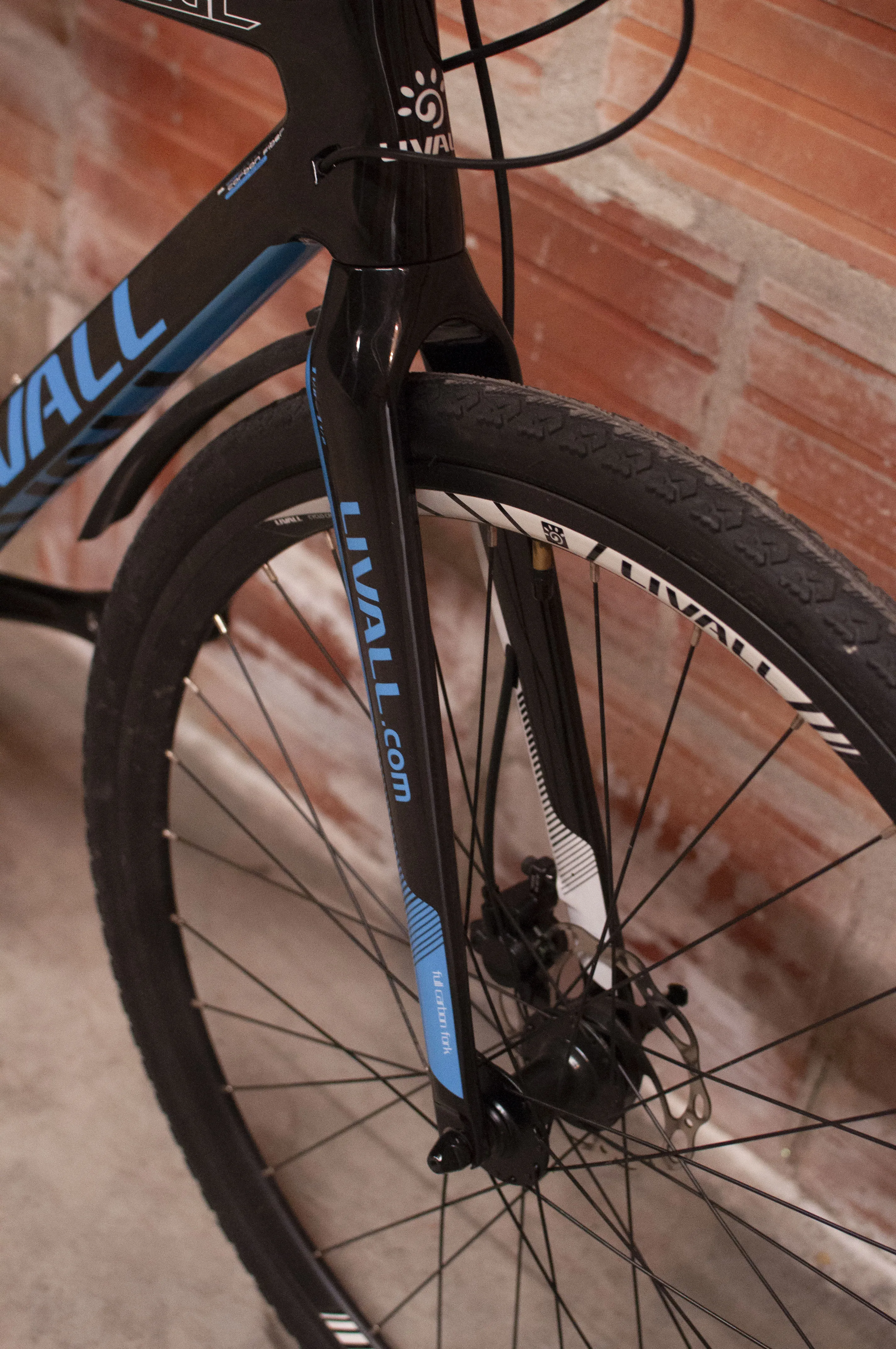 Livall Mustang Carbon Smart Cyclocross Bike, Black and Blue, 47 cm