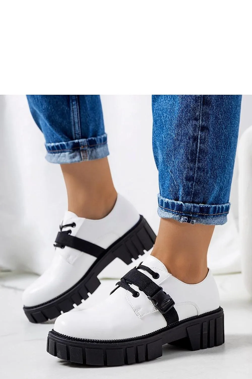 Low Shoes Solea