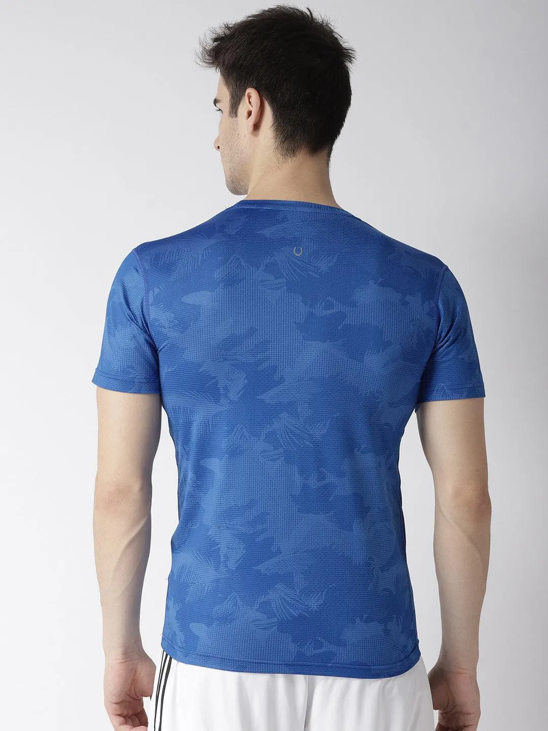 Men's Fitted Short Sleeve Printed T-shirt