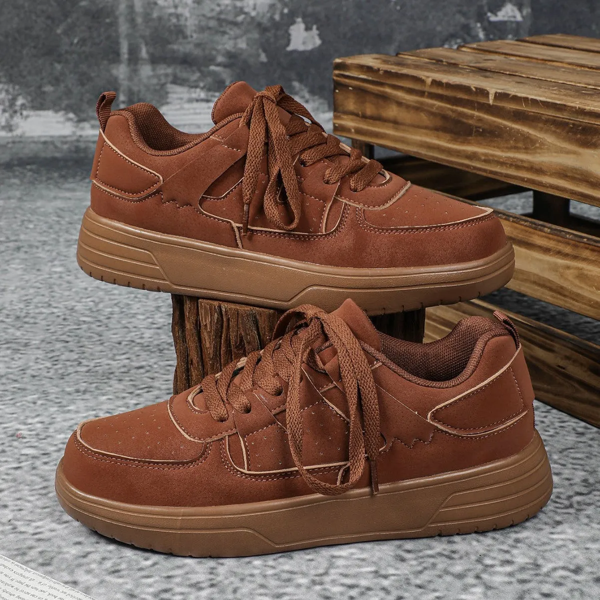 New Thick Bottom Frosted Skateboard Couple Vintage Fashion Outdoor Casual Shoes Maillard Lady Sneaker