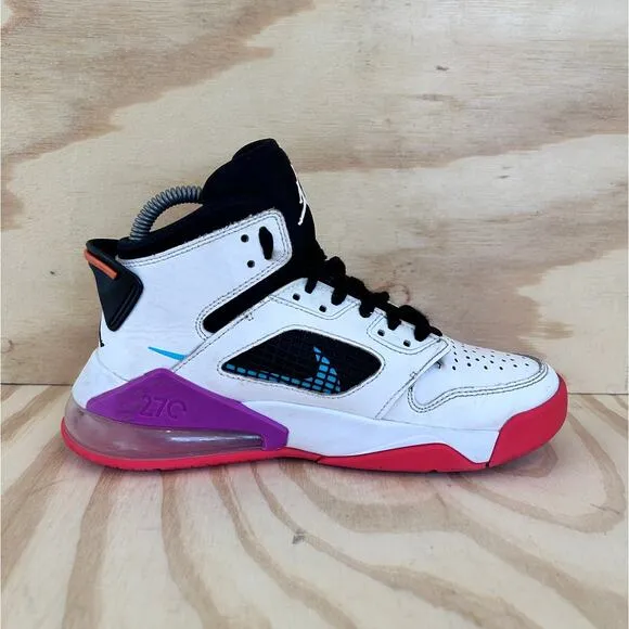 Nike-Air Jordan Mars 270-Sneakers-White/Black-Kids Big Unisex -4.5Y- BQ6508-102