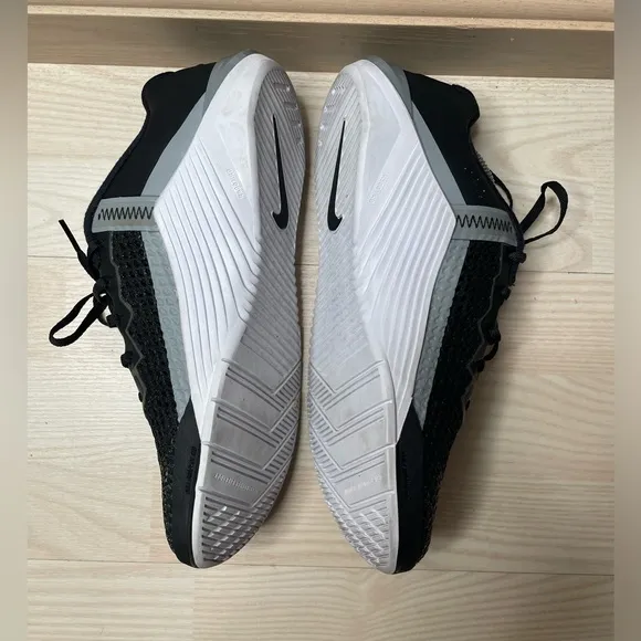 Nike Metcon 6 Black White CK9388-030 Mens Shoes Size 8.5 or Womens Shoes Size 10