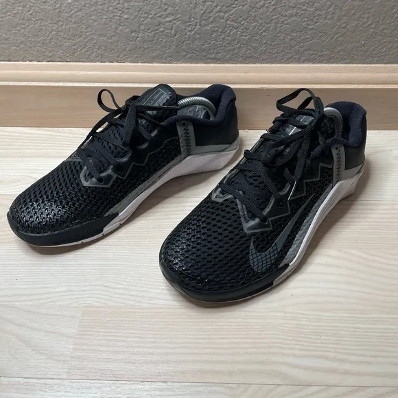 Nike Metcon 6 Black White CK9388-030 Mens Shoes Size 8.5 or Womens Shoes Size 10