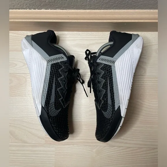 Nike Metcon 6 Black White CK9388-030 Mens Shoes Size 8.5 or Womens Shoes Size 10