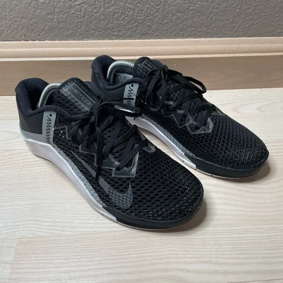 Nike Metcon 6 Black White CK9388-030 Mens Shoes Size 8.5 or Womens Shoes Size 10