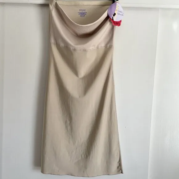 NWT SPANX Hide &amp; Sleek Strapless Full Slip Size L Nude Shapewear Mini