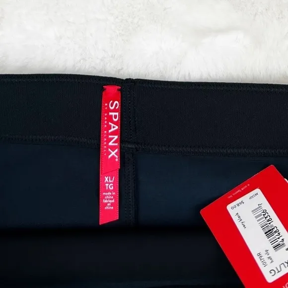NWT Spanx Smart Grip Half Slip Shaping Skirt in Black