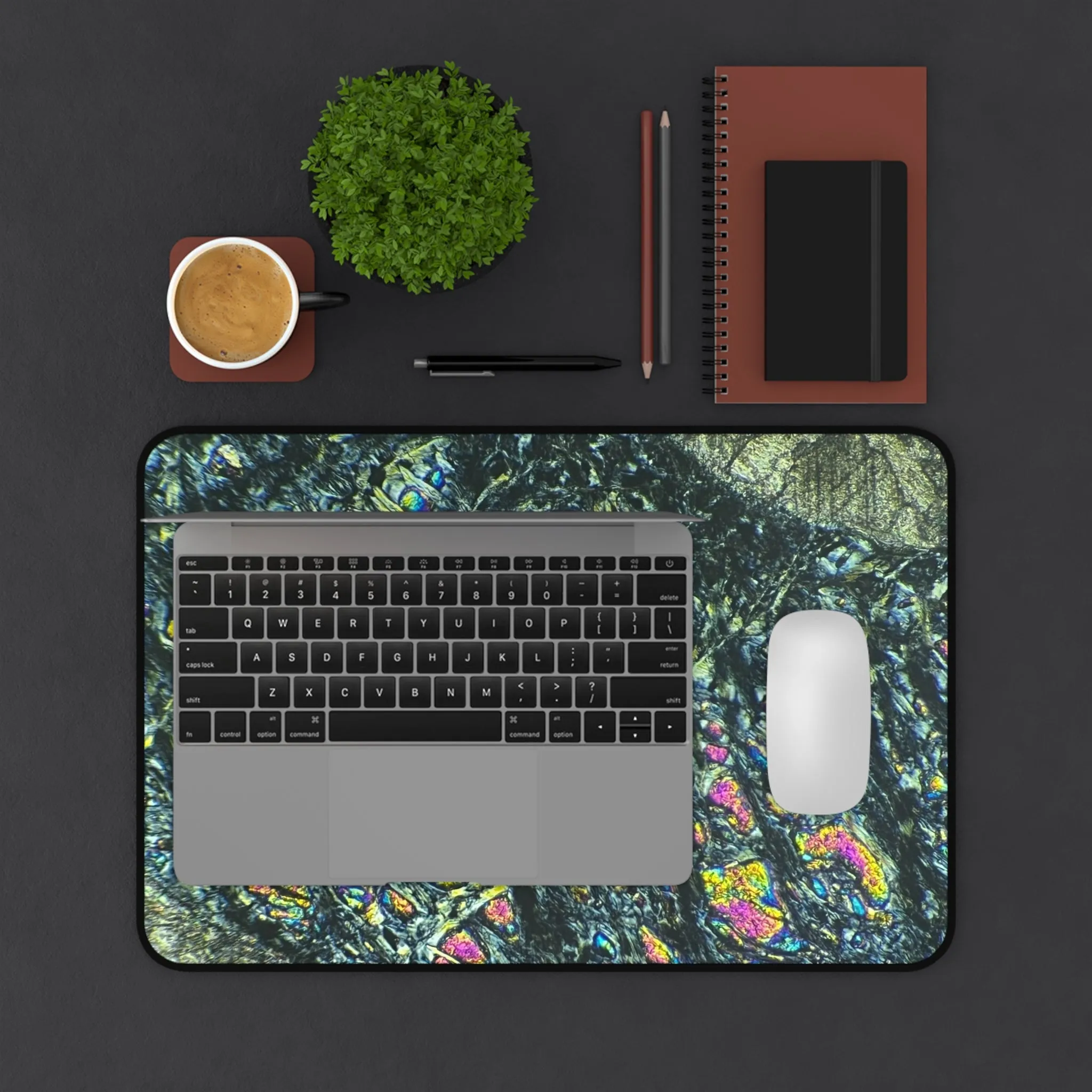 Peridotite-Serpentine Desk Mat