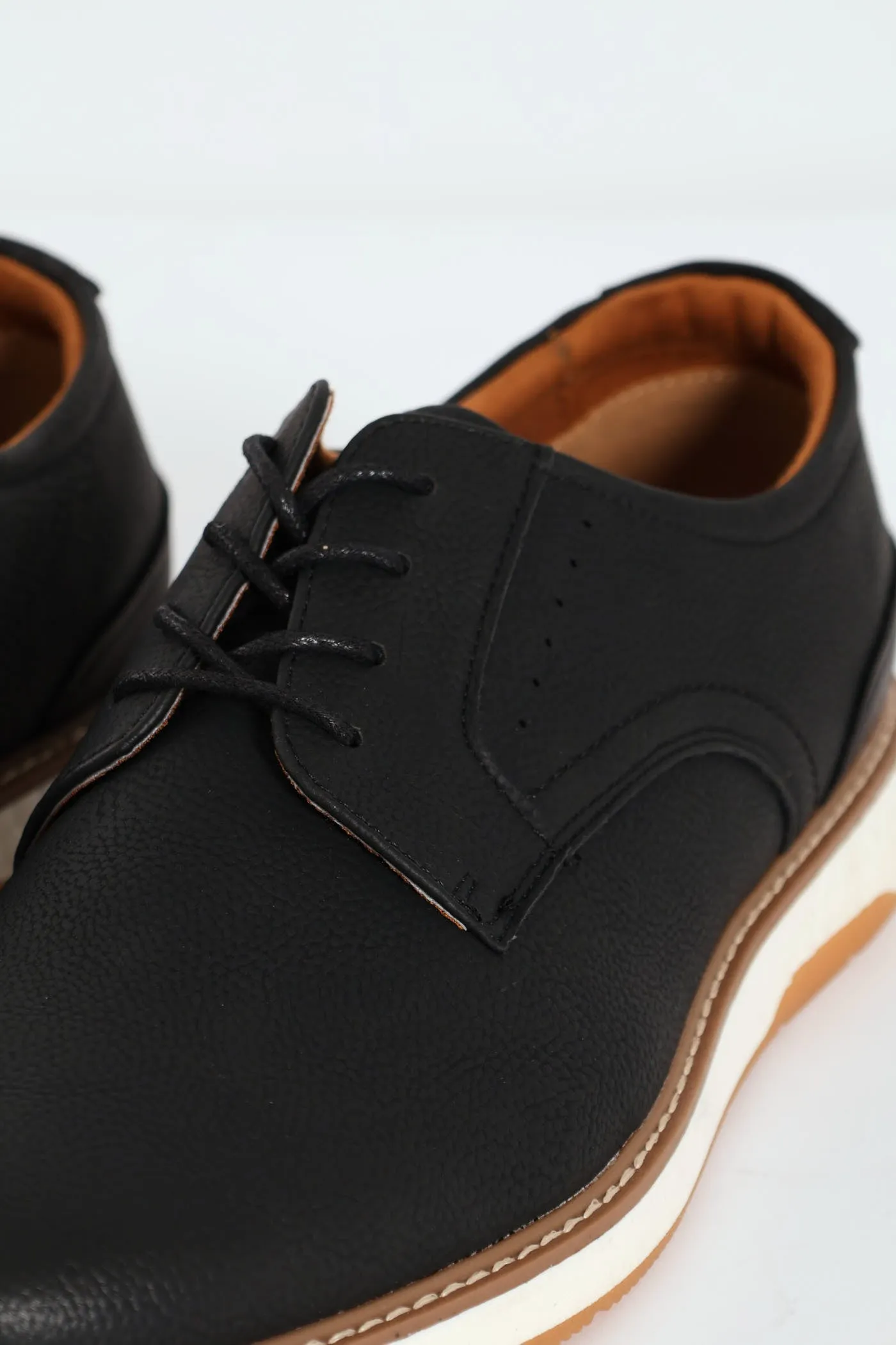 Romerro Smart Casual Closed Toe Lace Up - Black