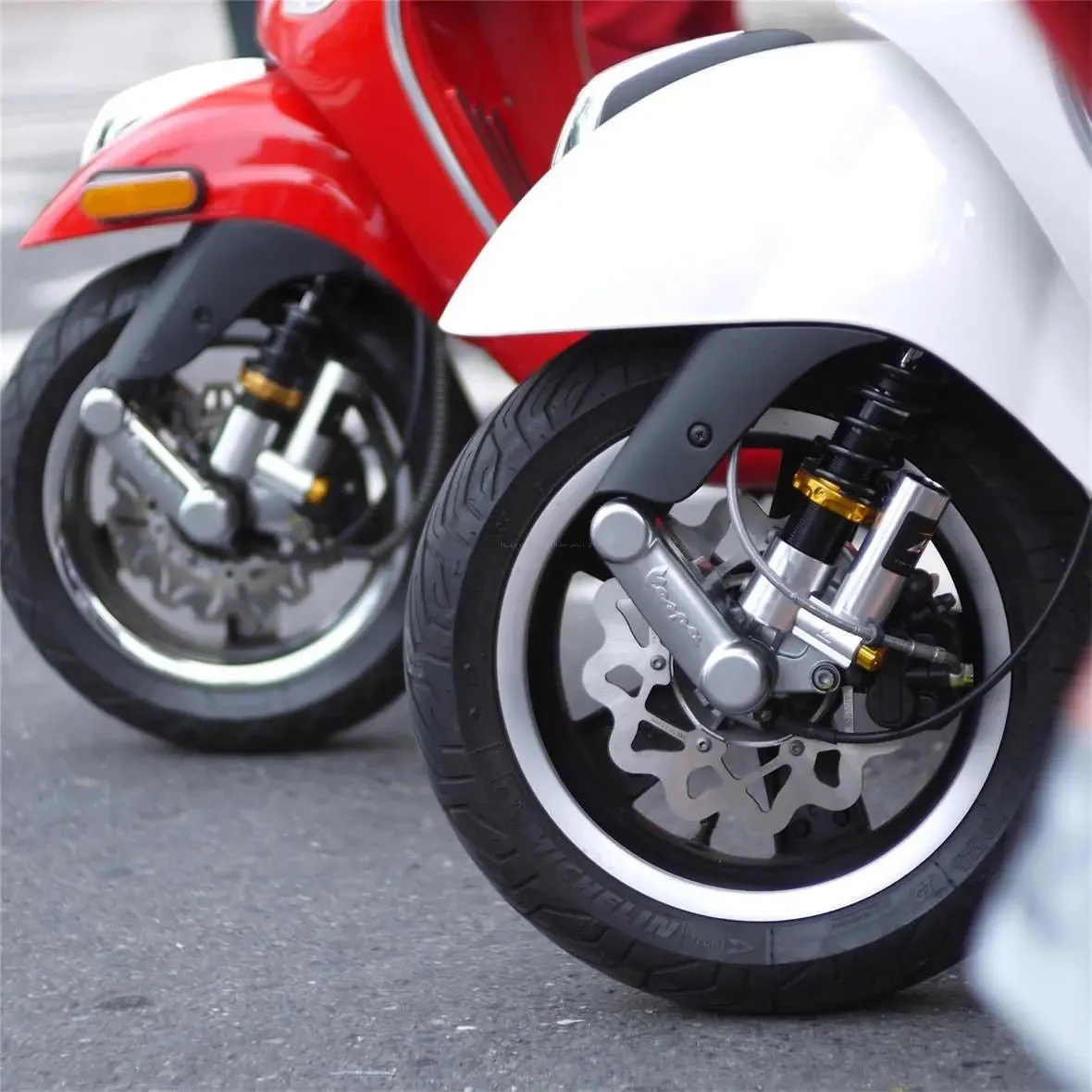 Shock Absorber ZELIONI Front | Vespa GTS/GTS Super/ GTV/GT60/ GT/GT L 125-300cc ('03-'13/'17-'22)