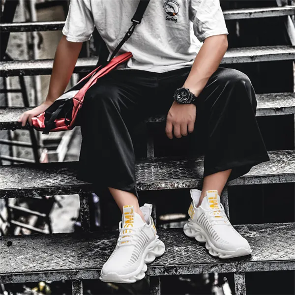 sports shoes