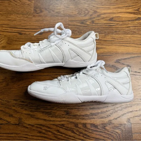 Varsity Charge Sideline Cheer Shoes