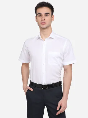 White Solid Regular Fit Formal Shirt | JadeBlue