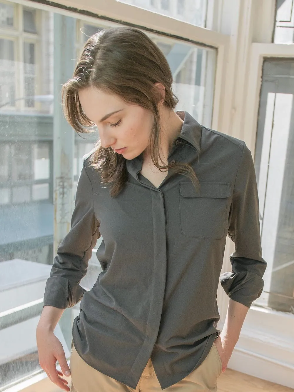 Women's Travel Shirt: Modern Twist on a Classic