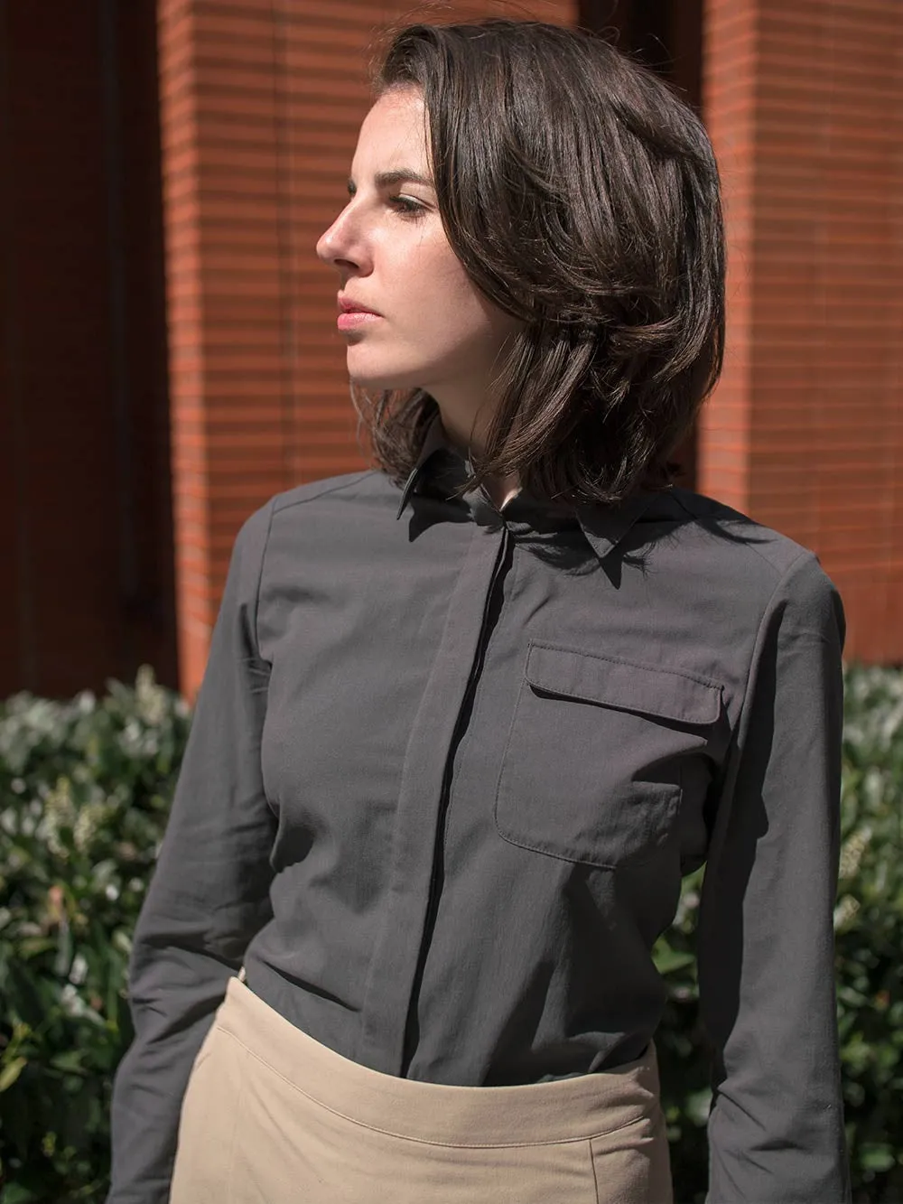 Women's Travel Shirt: Modern Twist on a Classic
